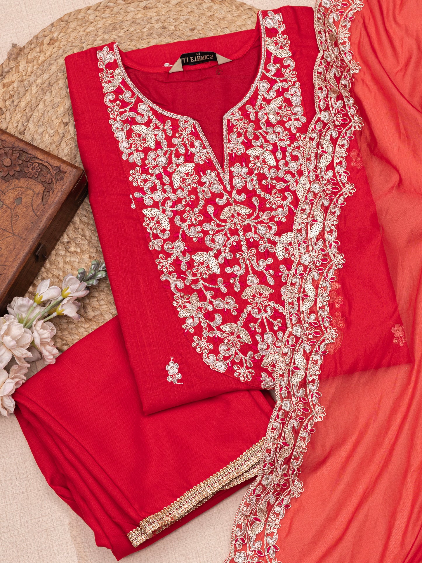 Nooraniya – नूरानिया