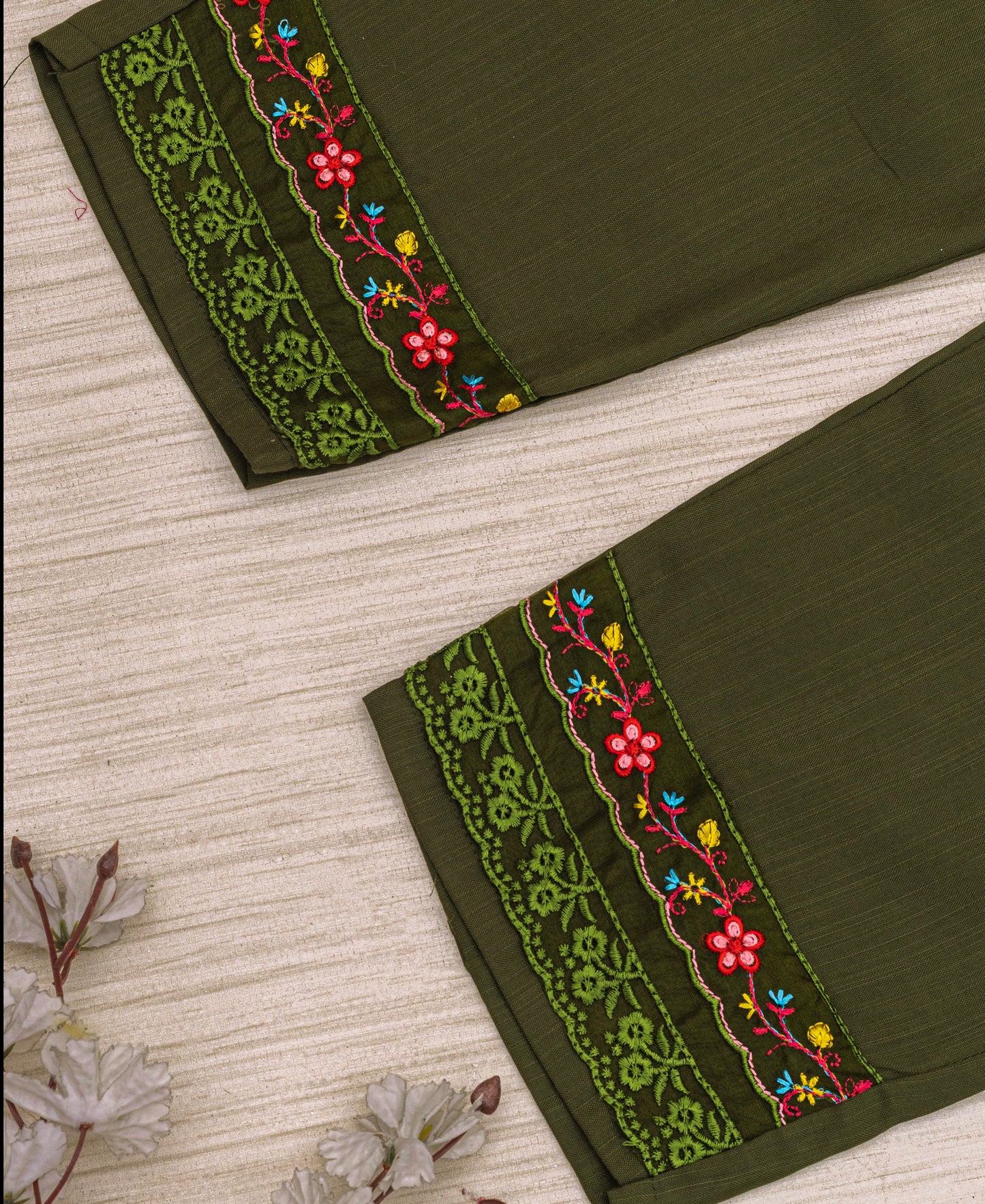 Mehfil-e-Resham – Noor