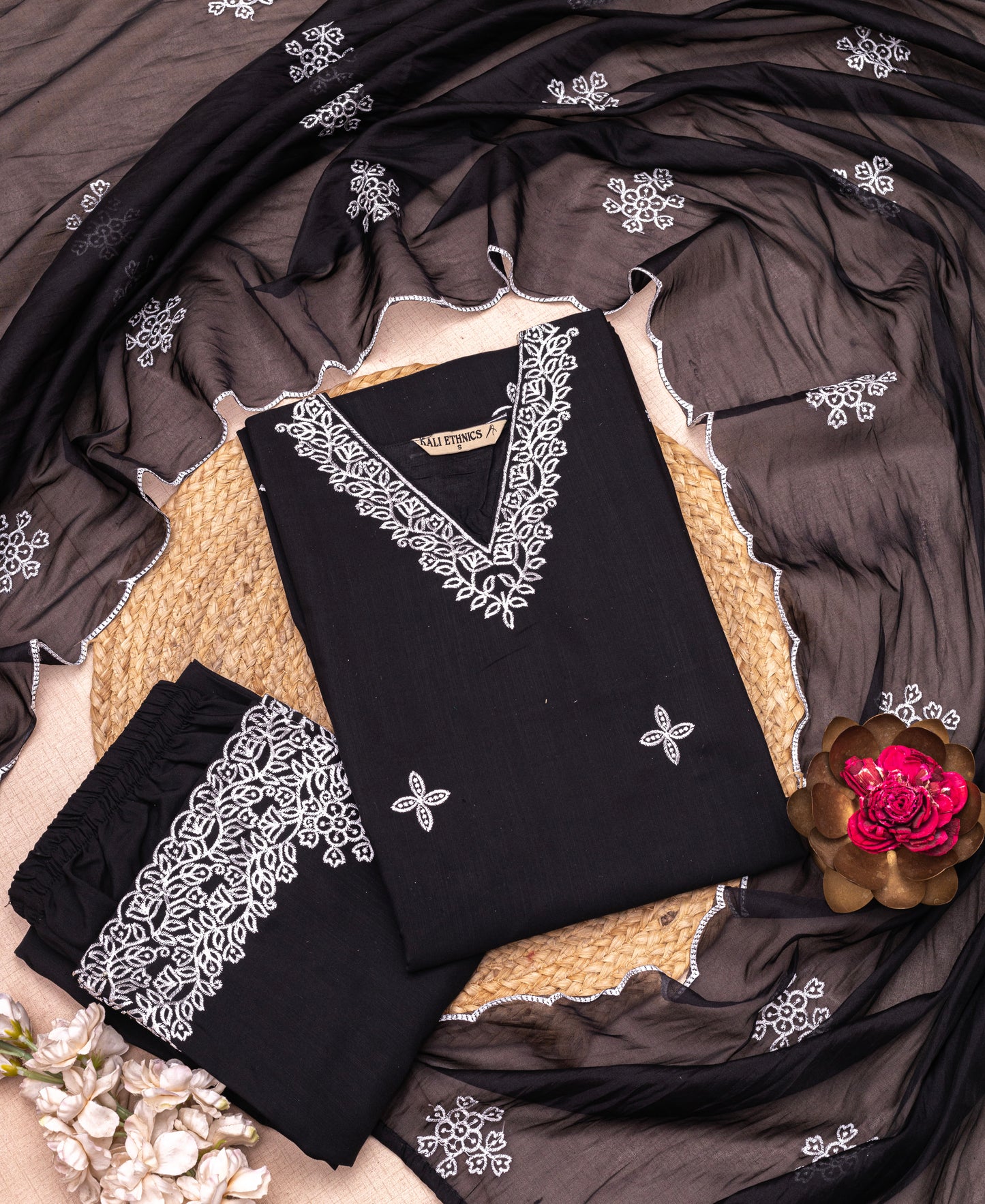 Mrinalini – मृणालिनी