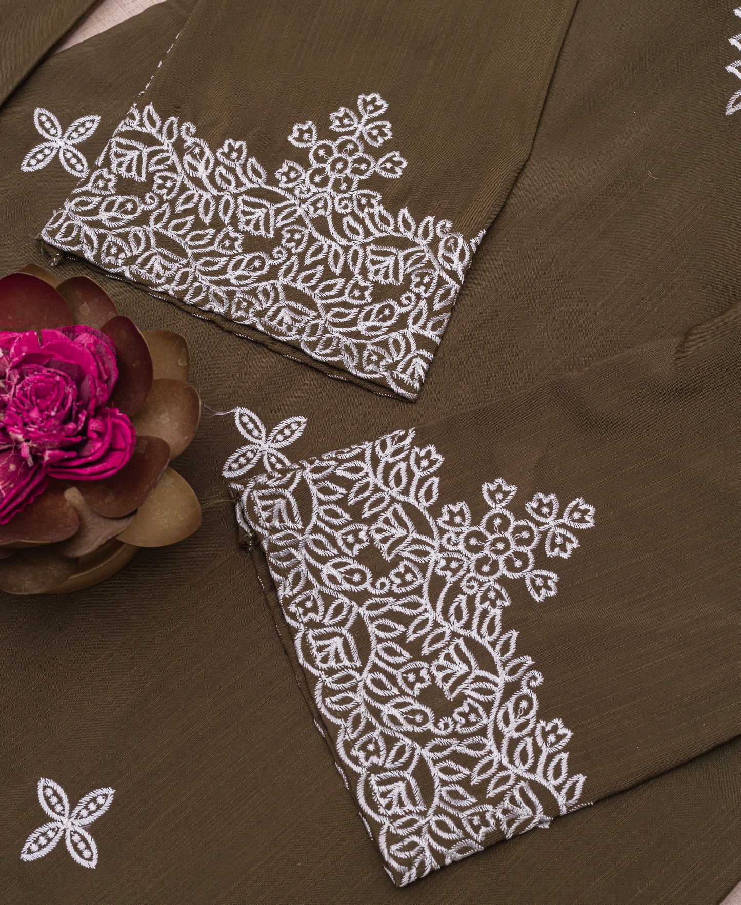 Pitambar – पीताम्बर